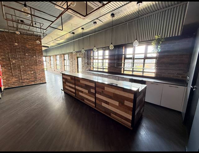 745M² OFFICE TO LET IN ROSEBANK